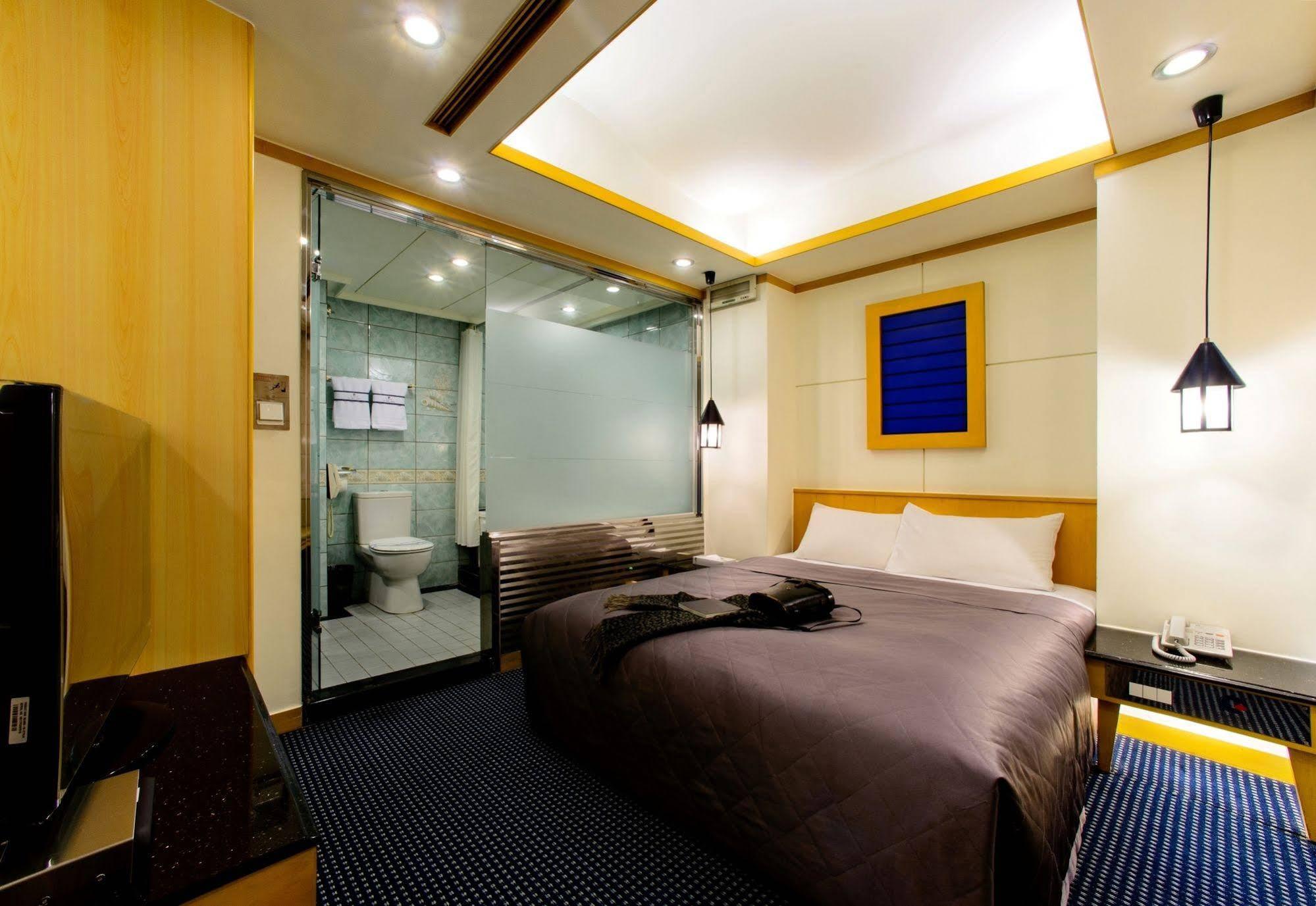 Kao Yuan Hotel - Zhong Zheng Tajcshung Kültér fotó